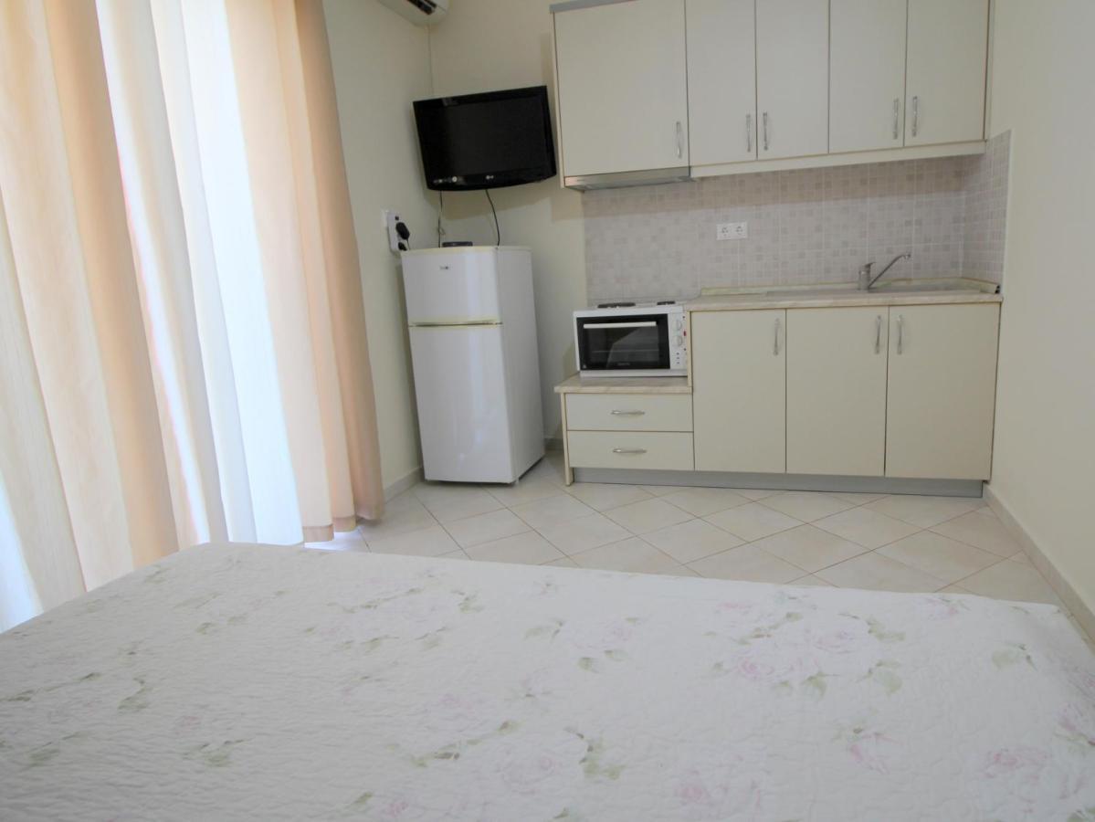 Sunset Apartments Berdenesh Саранда Экстерьер фото